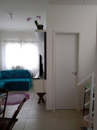 Imagem Sobrado com 2 Quartos à Venda, 68 m² em Vila Areao - Taubaté Imagem Sobrado com 2 Quartos à Venda, 68 m² em Vila Areao - Taubaté
