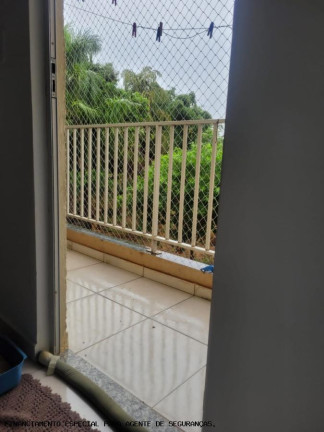 Imagem Apartamento com 2 Quartos à Venda, 48 m² em Gralha Azul - Sarandi