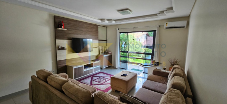 Casa com 4 Quartos à Venda, 290 m² em Passo Manso - Blumenau