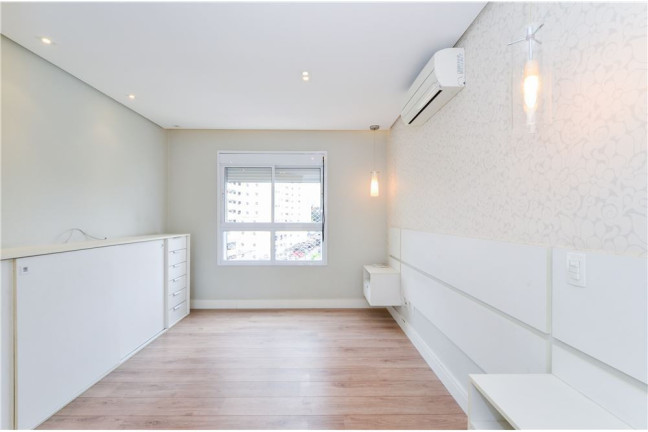 Imagem Apartamento com 3 Quartos à Venda, 134 m² em Aclimação - São Paulo Imagem Apartamento com 3 Quartos à Venda, 134 m² em Aclimação - São Paulo