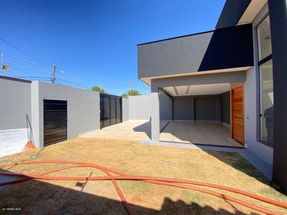 Imagem Casa com 3 Quartos à Venda, 420 m² em Setor Garavelo - Aparecida De Goiânia