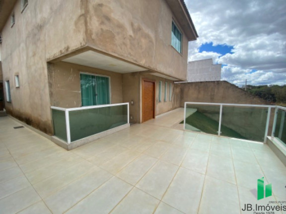 Imagem Casa com 4 Quartos à Venda, 300 m² em Ibituruna - Montes Claros Imagem Casa com 4 Quartos à Venda, 300 m² em Ibituruna - Montes Claros