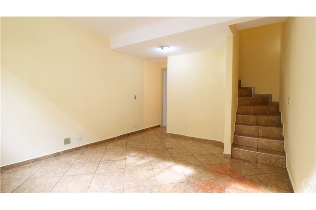 Imagem Casa com 2 Quartos à Venda,  em Valo Velho - São Paulo