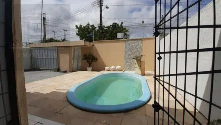 Imagem Casa com 4 Quartos à Venda, 330 m² em Jardim Das Oliveiras - Fortaleza Imagem Casa com 4 Quartos à Venda, 330 m² em Jardim Das Oliveiras - Fortaleza