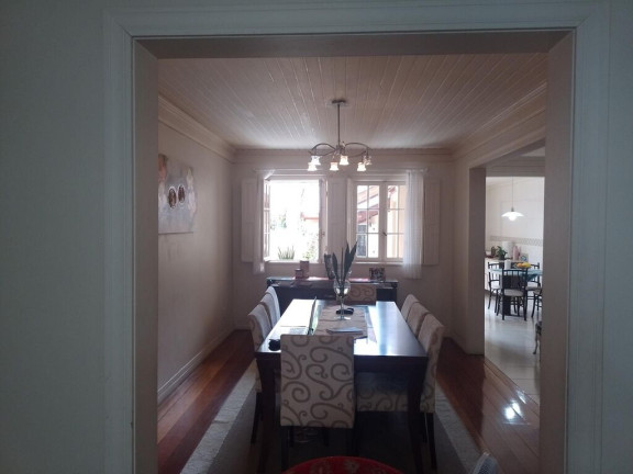 Foto do imóvel Casa com 3 Quartos à Venda,  em Floresta - Porto Alegre