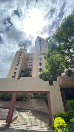 Imóvel com 2 Quartos à Venda,  em Chácara Das Pedras - Porto Alegre