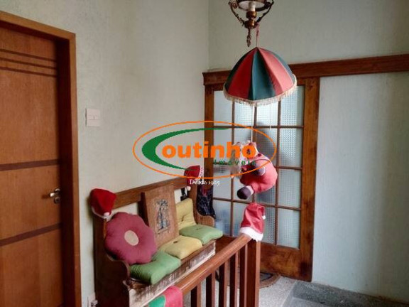 Imagem Apartamento com 4 Quartos à Venda, 135 m² em Tijuca - Rio De Janeiro Imagem Apartamento com 4 Quartos à Venda, 135 m² em Tijuca - Rio De Janeiro