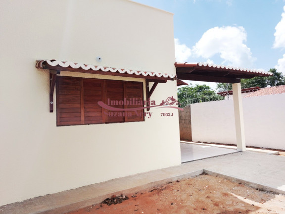 Casa com 2 Quartos à Venda,  em Cajupiranga - Parnamirim