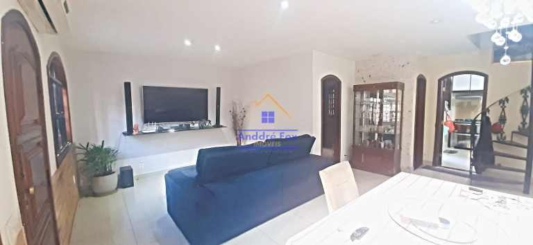 Imagem Casa com 3 Quartos à Venda, 150 m² em Tijuca - Rio De Janeiro Imagem Casa com 3 Quartos à Venda, 150 m² em Tijuca - Rio De Janeiro