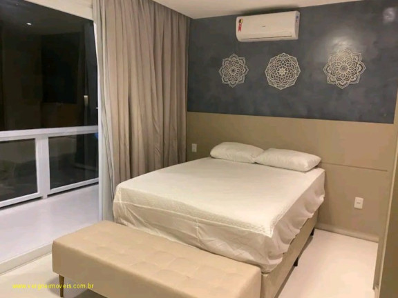 Imagem Casa com 5 Quartos à Venda, 330 m² em Centro - Camaçari