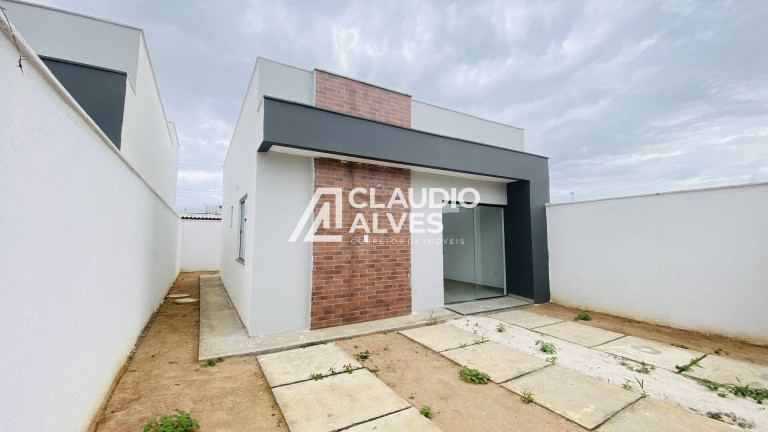 Casa com 2 Quartos à Venda, 52 m² em Mangabeira - Feira De Santana
