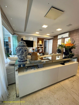 Imagem Imóvel com 4 Quartos à Venda, 183 m² em Barra - Salvador Imagem Imóvel com 4 Quartos à Venda, 183 m² em Barra - Salvador