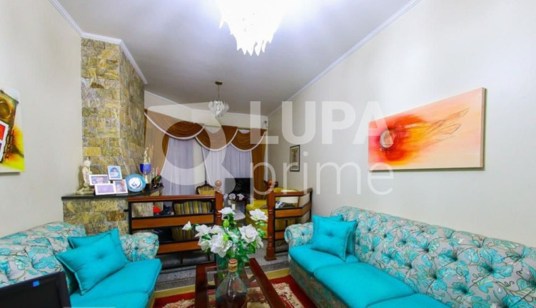 Imagem Casa com 3 Quartos à Venda, 239 m² em Tucuruvi - São Paulo