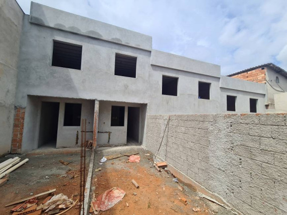 Imóvel com 2 Quartos à Venda, 80 m² em Mantiqueira - Belo Horizonte