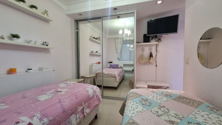 Imagem Apartamento com 3 Quartos à Venda, 188 m² em Pitangueiras - Guarujá Imagem Apartamento com 3 Quartos à Venda, 188 m² em Pitangueiras - Guarujá