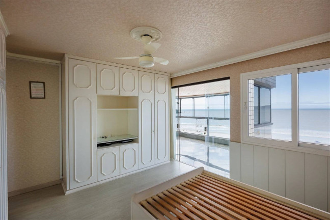 Imagem Apartamento com 3 Quartos para Alugar, 195 m² em Centro - Balneário Camboriú Imagem Apartamento com 3 Quartos para Alugar, 195 m² em Centro - Balneário Camboriú