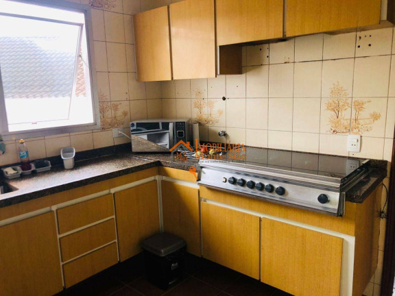 Imagem Casa com 4 Quartos à Venda, 360 m² em Vila Rosália - Guarulhos Imagem Casa com 4 Quartos à Venda, 360 m² em Vila Rosália - Guarulhos