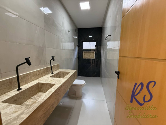 Imagem Casa com 3 Quartos à Venda, 215 m² em Setor Faiçalville - Goiânia