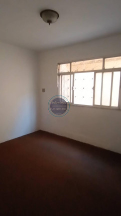 Imagem Casa com 5 Quartos à Venda, 218 m²
