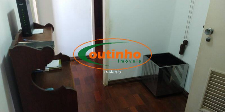 Imagem Apartamento com 4 Quartos à Venda, 159 m² em Tijuca - Rio De Janeiro Imagem Apartamento com 4 Quartos à Venda, 159 m² em Tijuca - Rio De Janeiro