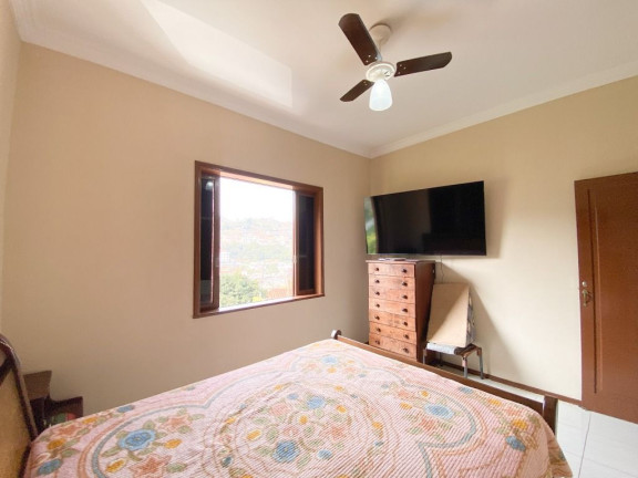 Imagem Casa com 2 Quartos à Venda, 294 m² em Vale Do Paraíso - Teresópolis Imagem Casa com 2 Quartos à Venda, 294 m² em Vale Do Paraíso - Teresópolis