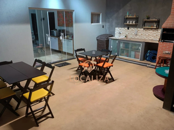 Casa com 4 Quartos à Venda, 211 m² em Parque Residencial Santo André - Caçapava