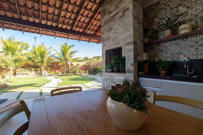 Imagem Casa com 4 Quartos à Venda, 380 m² em Interlagos - Vila Velha Imagem Casa com 4 Quartos à Venda, 380 m² em Interlagos - Vila Velha