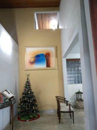 Casa com 4 Quartos à Venda, 200 m² em Feira V - Feira De Santana