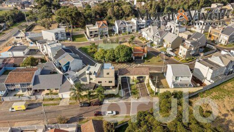 Imagem Casa com 3 Quartos à Venda, 167 m² em Pinheirinho - Curitiba