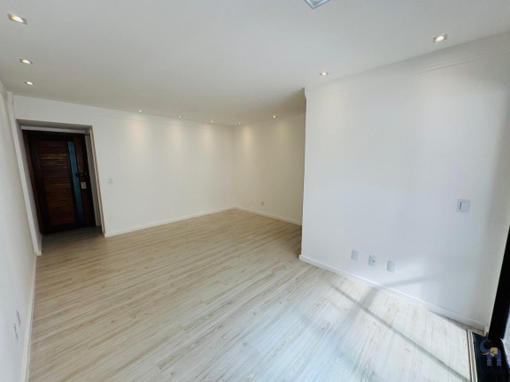 Imagem Apartamento com 4 Quartos à Venda, 94 m² em Candeal - Salvador Imagem Apartamento com 4 Quartos à Venda, 94 m² em Candeal - Salvador