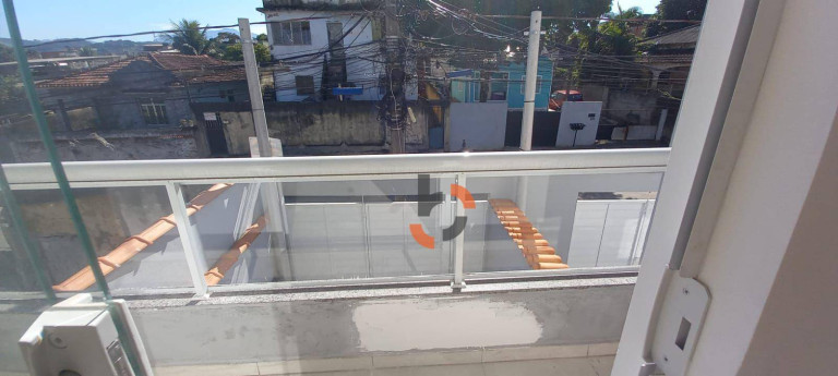 Imagem Casa com 2 Quartos à Venda, 87 m² em Comendador Soares - Nova Iguaçu