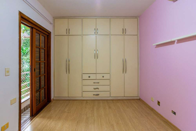 Imagem Casa com 4 Quartos à Venda, 330 m² em Jardim Morumbi - São Paulo