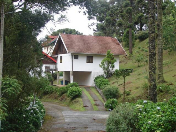 Casa com 3 Quartos à Venda,  em Imbiri - Campos Do Jordão