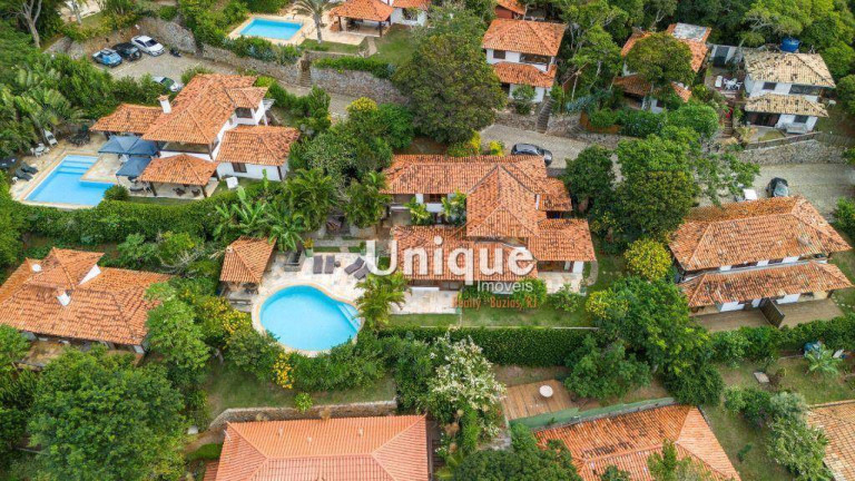 Imagem Casa com 4 Quartos à Venda, 241 m² em Ferradura - Armação Dos Búzios Imagem Casa com 4 Quartos à Venda, 241 m² em Ferradura - Armação Dos Búzios