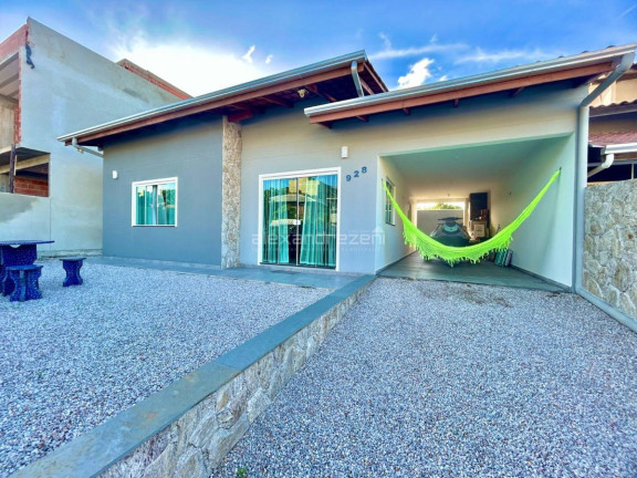 Imagem Casa com 3 Quartos à Venda, 121 m² em Bombas - Bombinhas