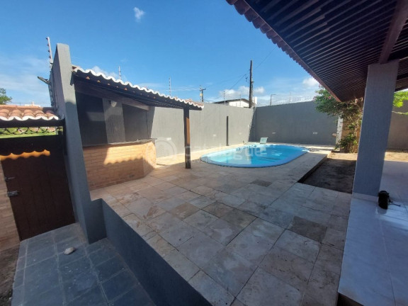 Imagem Casa com 4 Quartos para Alugar, 500 m² em Candelária - Natal Imagem Casa com 4 Quartos para Alugar, 500 m² em Candelária - Natal