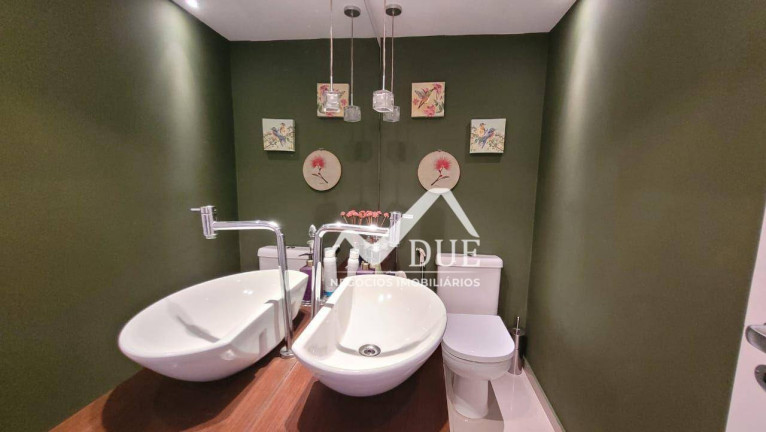 Imagem Apartamento com 3 Quartos à Venda ou Locação, 166 m² em Gonzaga - Santos Imagem Apartamento com 3 Quartos à Venda ou Locação, 166 m² em Gonzaga - Santos