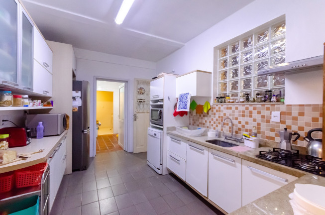 Imagem Casa com 4 Quartos à Venda, 332 m² em Petrópolis - Porto Alegre