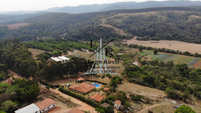 Imagem Chácara à Venda, 240 m² em Itatiba Imagem Chácara à Venda, 240 m² em Itatiba