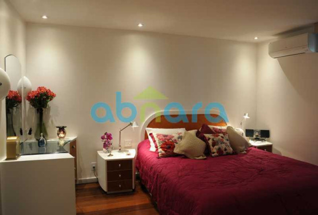 Imagem Cobertura com 4 Quartos à Venda, 560 m² em Leblon - Rio De Janeiro Imagem Cobertura com 4 Quartos à Venda, 560 m² em Leblon - Rio De Janeiro