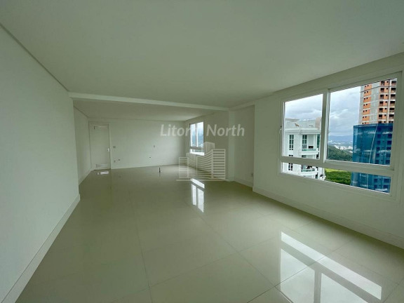 Imagem Apartamento com 7 Quartos à Venda, 410 m² em Centro - Balneário Camboriú Imagem Apartamento com 7 Quartos à Venda, 410 m² em Centro - Balneário Camboriú