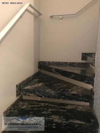 Imagem Casa com 2 Quartos à Venda, 245 m² em Vila Curuça - Santo André