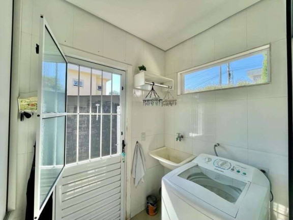 Imagem Casa com 3 Quartos à Venda, 301 m² em Pitas - Cotia Imagem Casa com 3 Quartos à Venda, 301 m² em Pitas - Cotia