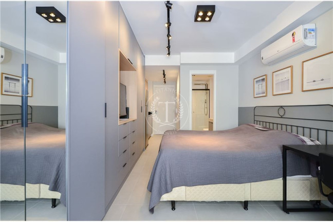 Imagem Apartamento com 1 Quarto à Venda, 29 m² em Moema - São Paulo