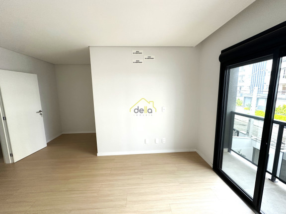Imagem Casa com 3 Quartos à Venda, 153 m² em América - Joinville Imagem Casa com 3 Quartos à Venda, 153 m² em América - Joinville