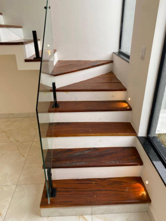 Imagem Casa com 3 Quartos à Venda, 126 m² em Villas Do Jaguari - Santana De Parnaíba Imagem Casa com 3 Quartos à Venda, 126 m² em Villas Do Jaguari - Santana De Parnaíba