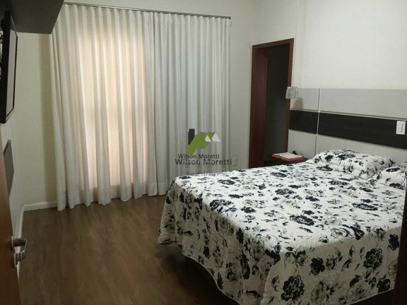 Imagem Casa com 3 Quartos à Venda, 287 m²