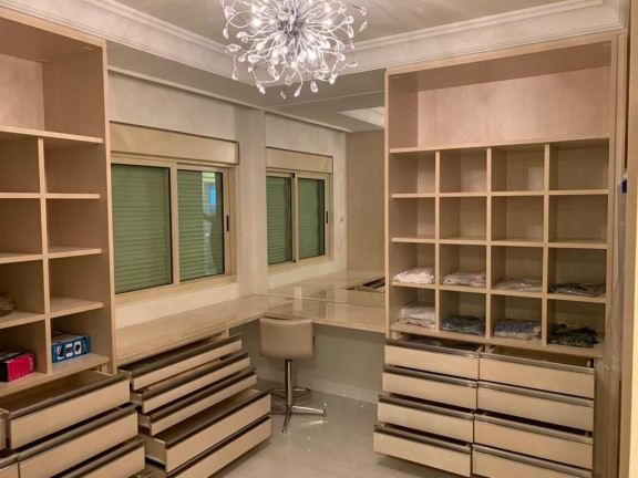 Imagem Cobertura com 4 Quartos à Venda, 331 m² em Centro - Balneário Camboriú Imagem Cobertura com 4 Quartos à Venda, 331 m² em Centro - Balneário Camboriú