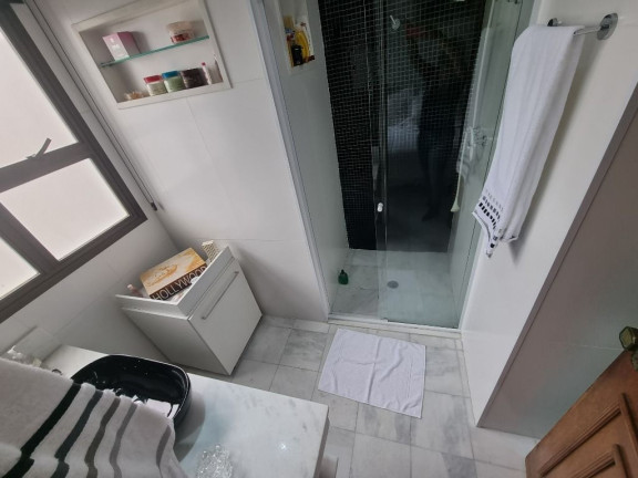 Imagem Cobertura com 4 Quartos à Venda, 305 m² em Pitangueiras - Guarujá