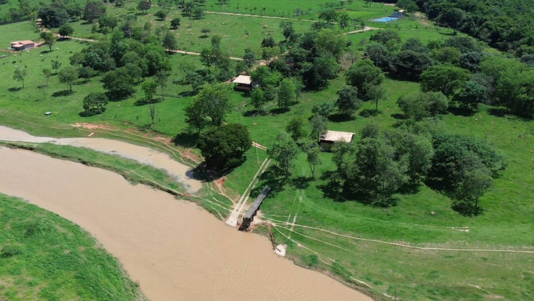 Imagem Terreno à Venda, 1.000 m² em Cláudio Imagem Terreno à Venda, 1.000 m² em Cláudio